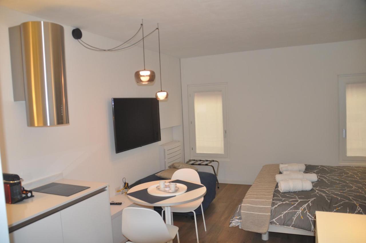 Apartmán Modena Charme Belle Arti Exteriér fotografie